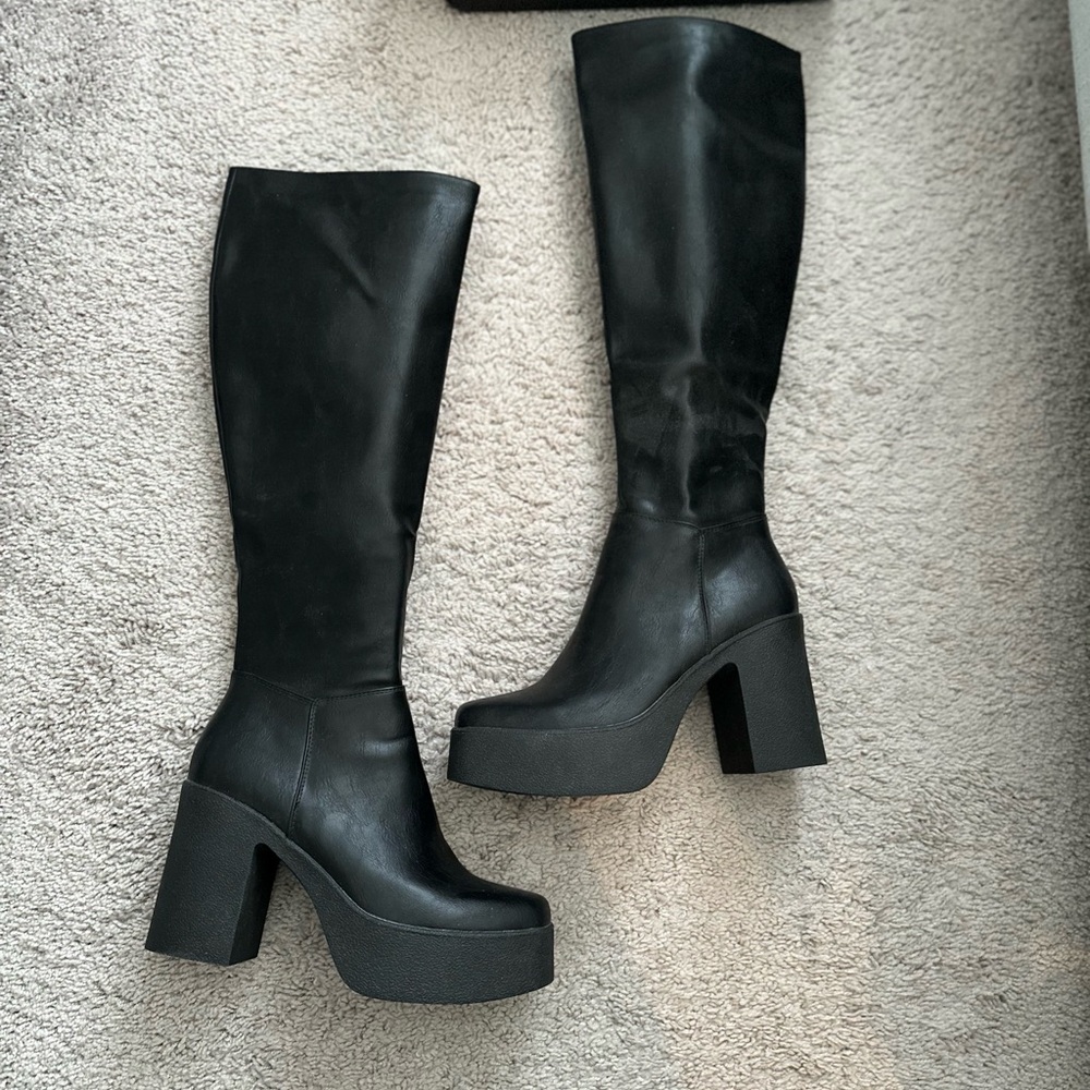 LAMODA | Slick Nicks - PLATFORM KNEE HIGH BOOTS | US W9/ UK 7